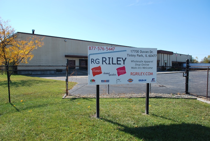 RG Riley Illinois Warehouse - Banner