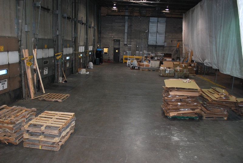 RG Riley Illinois Warehouse - Bulk Clothing Break Area